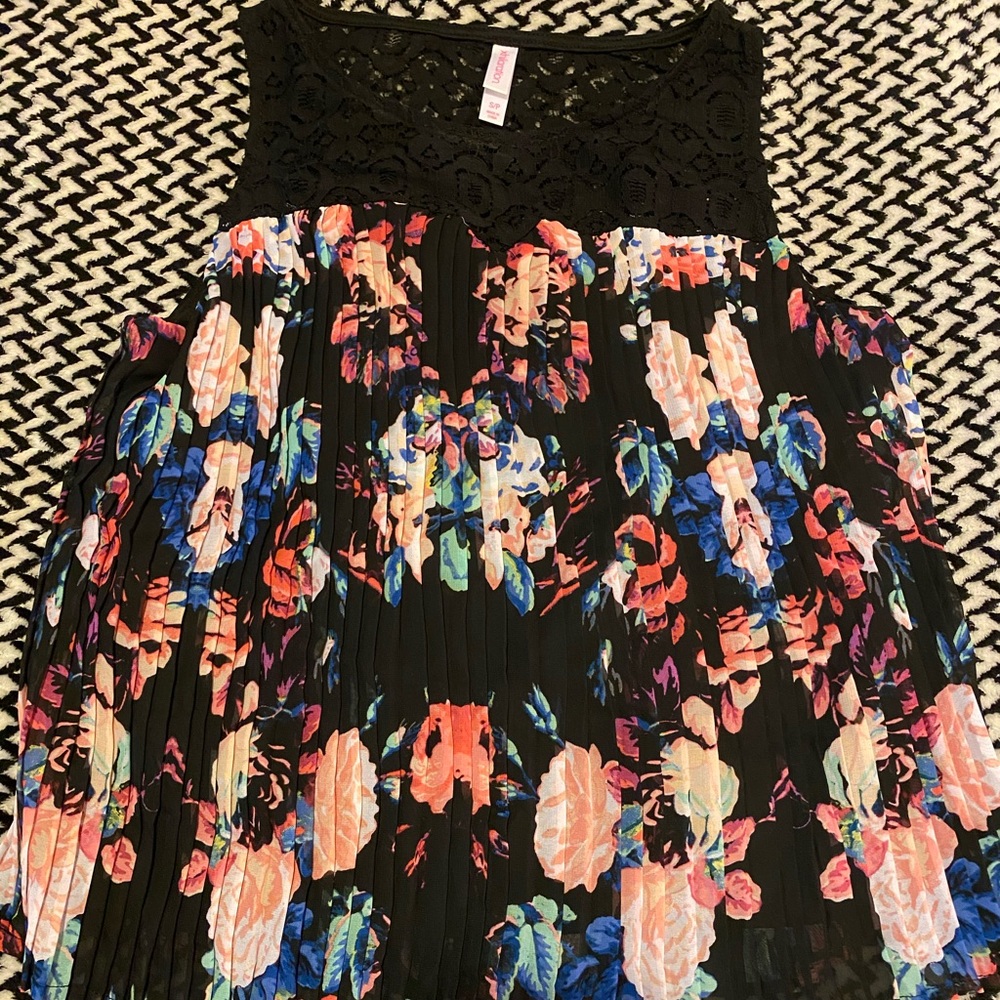 Floral top